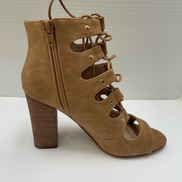 Aldo | Traylia | Tan | Lace-up Sandals | 8.5 - Picture 5 of 13